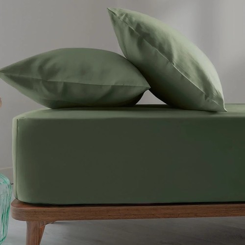 Простыня на резинке Issimo , Турция